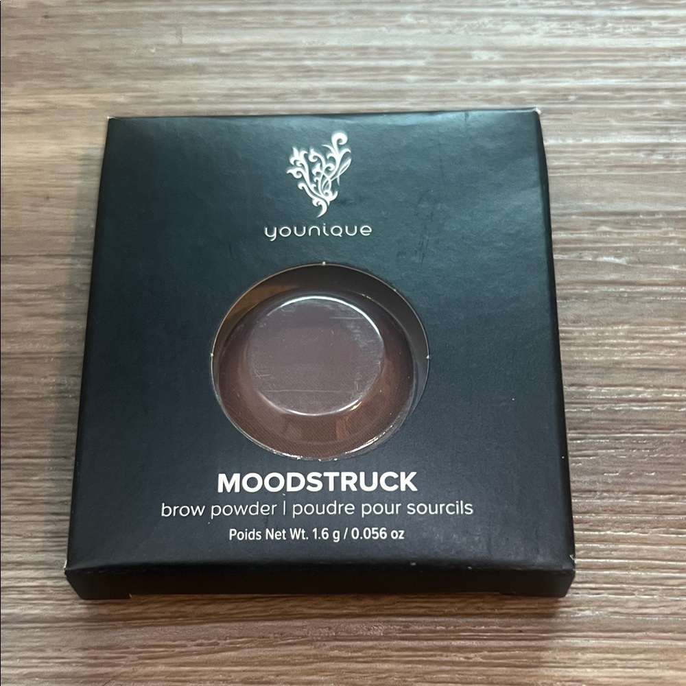 Younique Moodstruck Brow Powder - Auburn